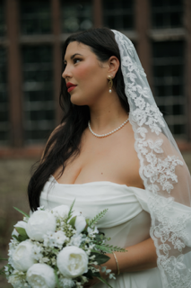 Styling a Wedding with the Perfect Jewelry Touches