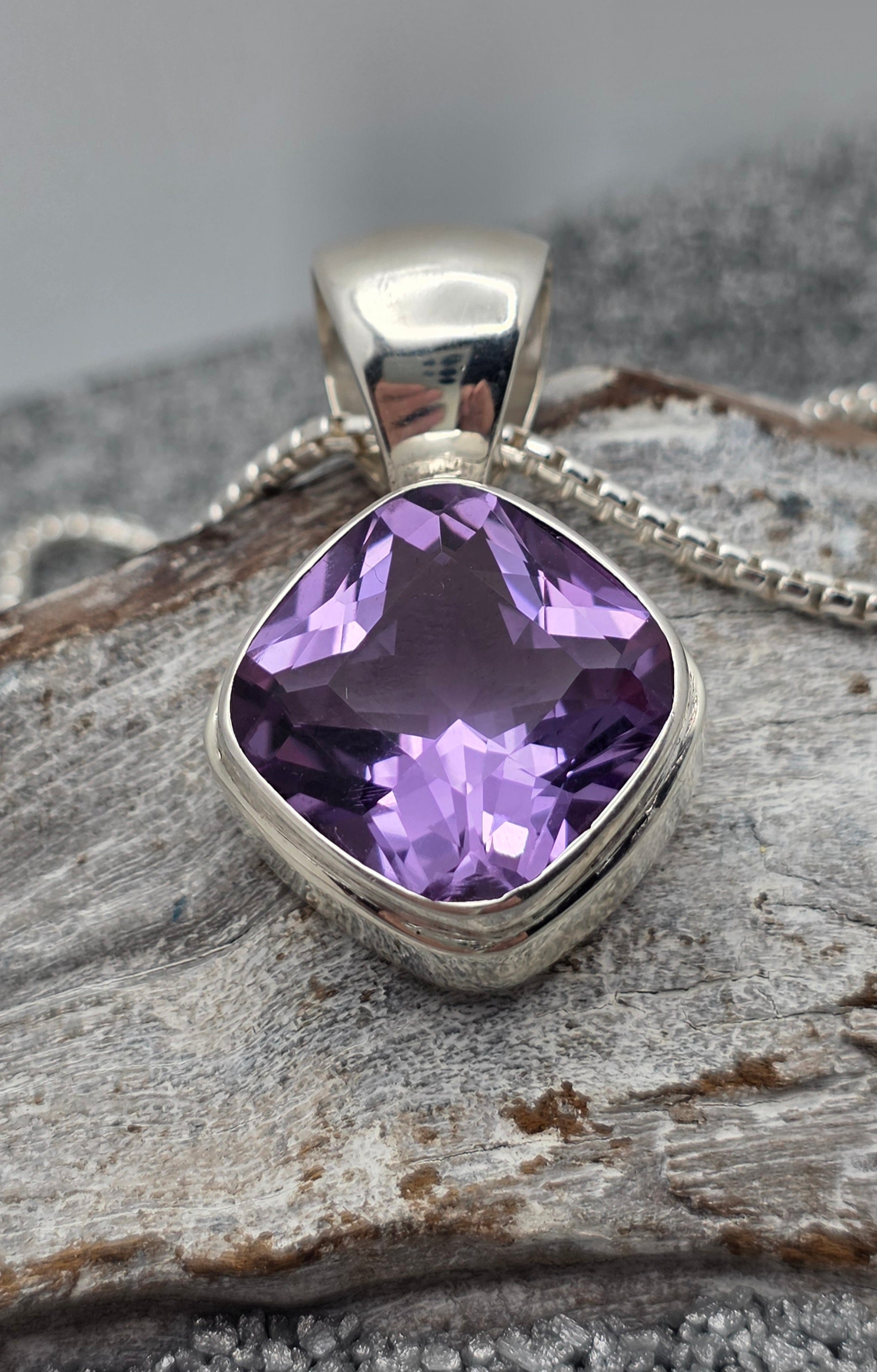 Amethyst Double Bezel Pendant