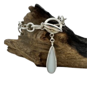 Elongated Moonstone Toggle image 0