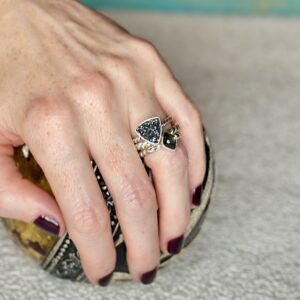 Black Drusy Triangular Stack Ring - Rope Band